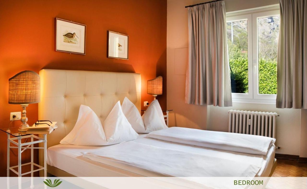 Dependence Del Parco Hotel Porlezza Bagian luar foto